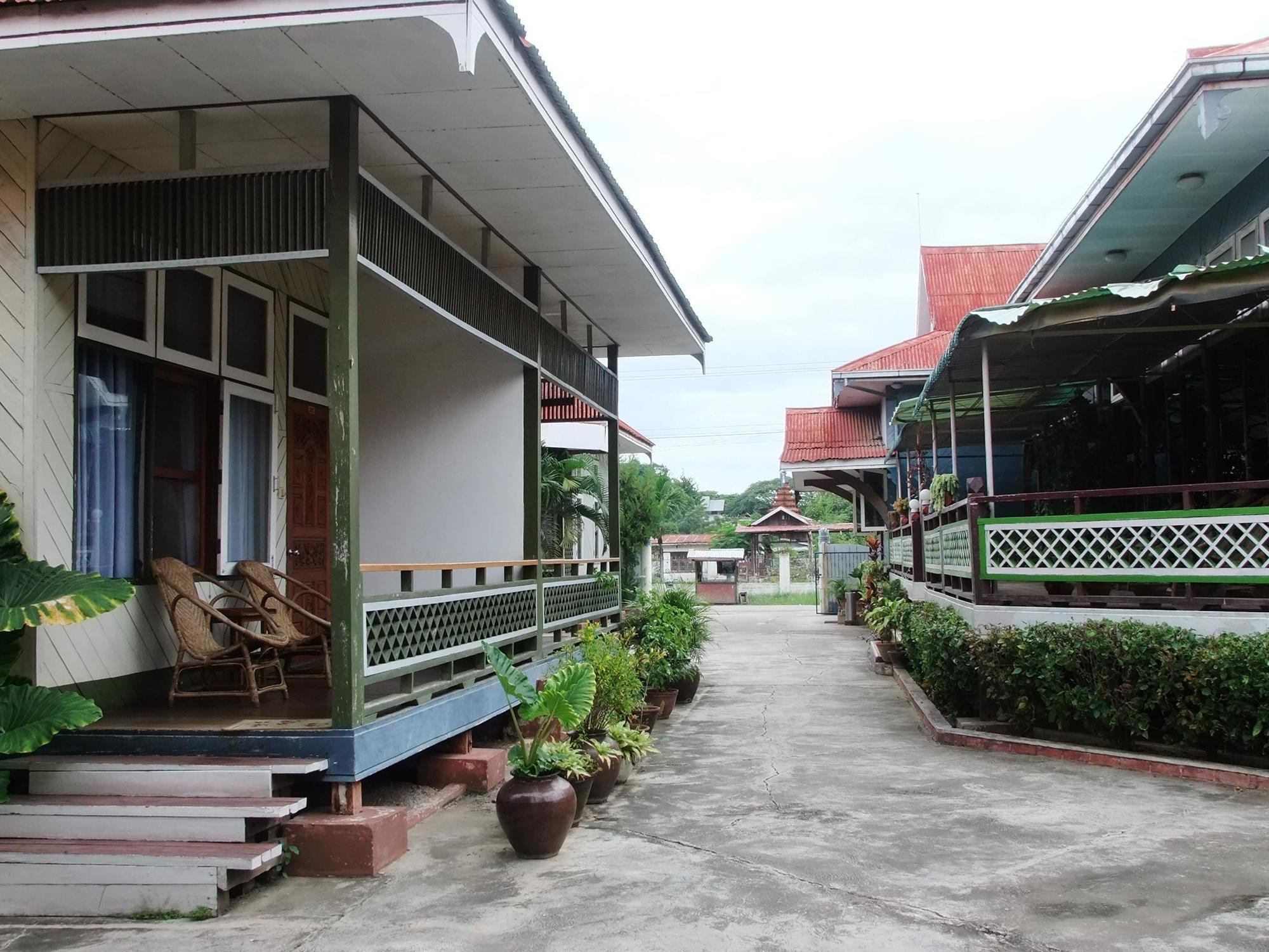 Nanda Wunn Hotel Nyaungshwe Exteriör bild